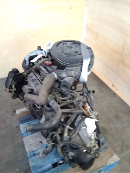 Moteur essence Renault CLIO I (B-C57_, 5-357_) 1.2 (b-c-s57a, b-c57s, 5-357f, 5-357j, 5-357l, 5-357r) (1990-1998) 5 portes