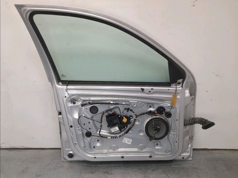 Porte avant gauche Skoda FABIA I Combi (6Y5) 1.9 tdi (2000-2007)