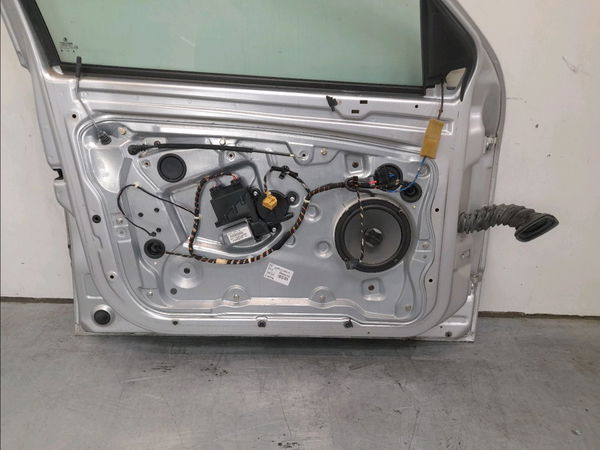 Porte avant gauche Skoda FABIA I Combi (6Y5) 1.9 tdi (2000-2007)