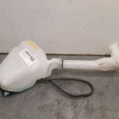 Reservoir lave-glace avant Peugeot 208 I (CA_, CC_) 1.5 bluehdi 100 (2018)