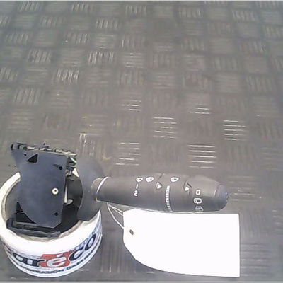 Commande essuie glace Renault TWINGO II (CN0_) 1.2 16v (cn04, cn0a, cn0b) (2007-2014) 3 portes