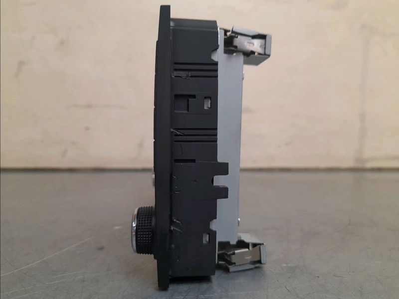 Autoradio Seat IBIZA IV (6J5, 6P1) 1.2 tsi (2010-2012)
