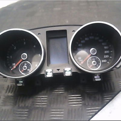 Compteur Volkswagen GOLF VI (5K1) 2.0 tdi 4motion (2009-2012)