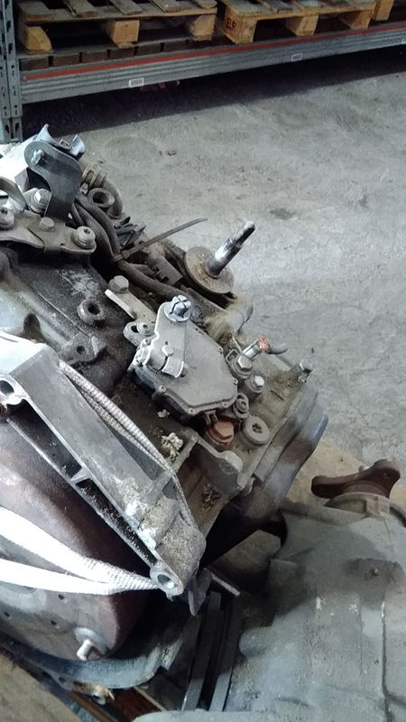 Boîte à vitesse automatique Peugeot 206 CC (2D) 1.6 16v (2dnfuf, 2dnfur) (2000-2007) 2 portes