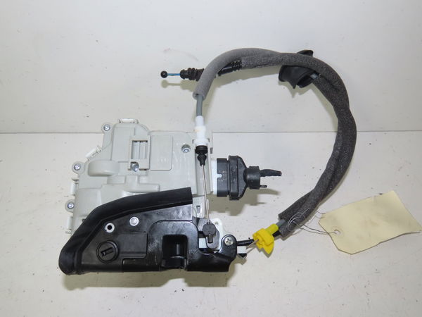 Serrure porte arg Audi A4 B9 (8W2, 8WC) 35 tfsi mild hybrid (2018)