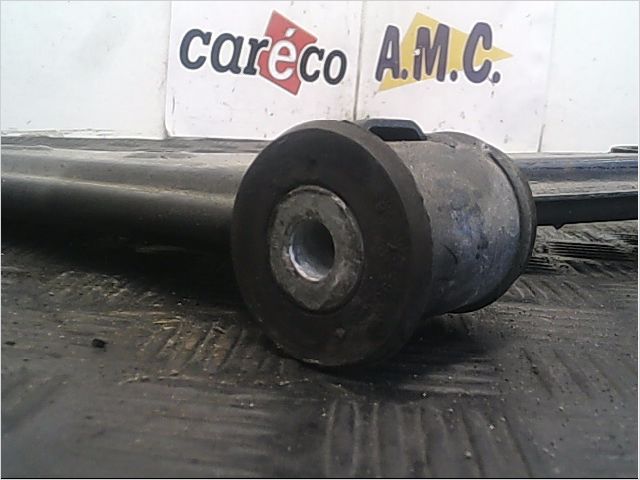 Triangle inf avd Fiat GRANDE PUNTO (199_) 1.3 d multijet (2008)