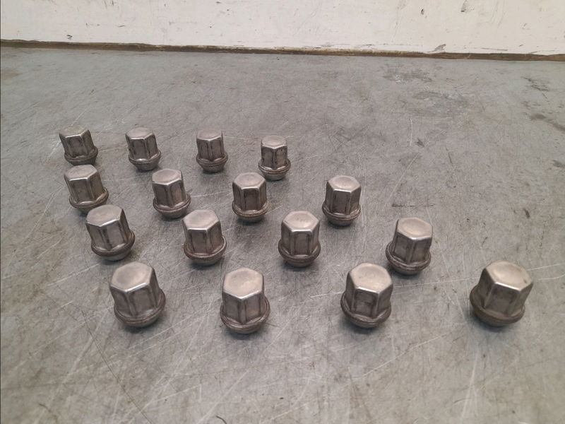 Goujon de roue  Land rover RANGE ROVER EVOQUE (L538) 2.2 d 4x4 (2011-2019)