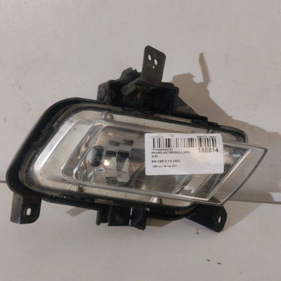Phare antibrouillard avant droit Kia CEE'D 3-5 portes (ED) 1.6 crdi 90 (2006-2012)