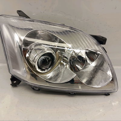 Phare droit TOYOTA AVENSIS II