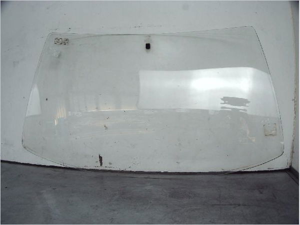 Pare-brise PEUGEOT 205