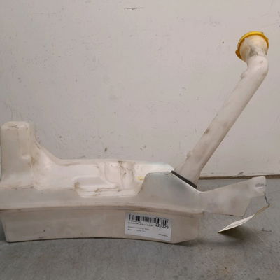 Reservoir lave-glace avant Renault CLIO IV (BH_) 1.5 dci 90 (2012) 5 portes
