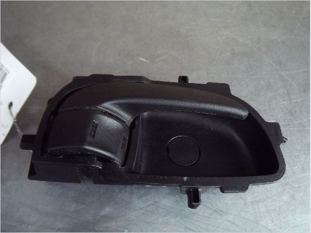 Poignee int porte avd Peugeot 108 1.0 vti (2014)