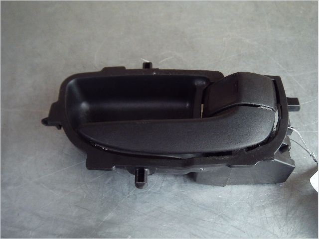 Poignee int porte avd Peugeot 108 1.0 vti (2014)