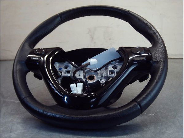Volant de direction Peugeot 108 1.0 vti (2014)