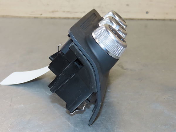 Commande de chauffage Audi A1 (8X1, 8XK) 1.2 tfsi (2010-2015)