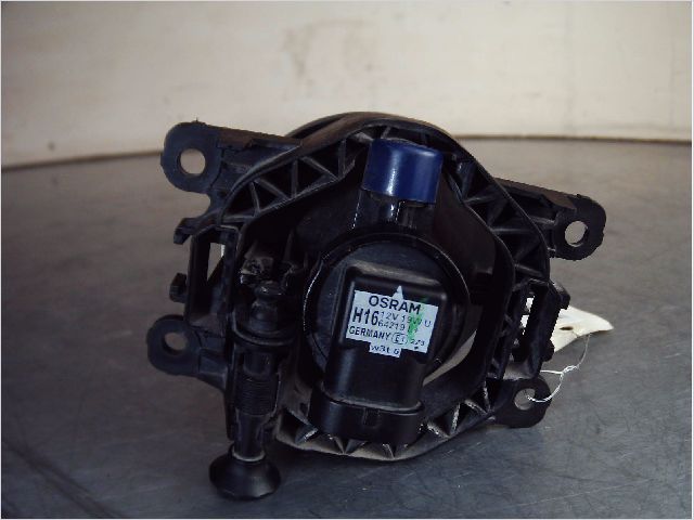 Phare longue portee avant droit Renault CLIO IV (BH_) 1.5 dci 90 (2012) 5 portes
