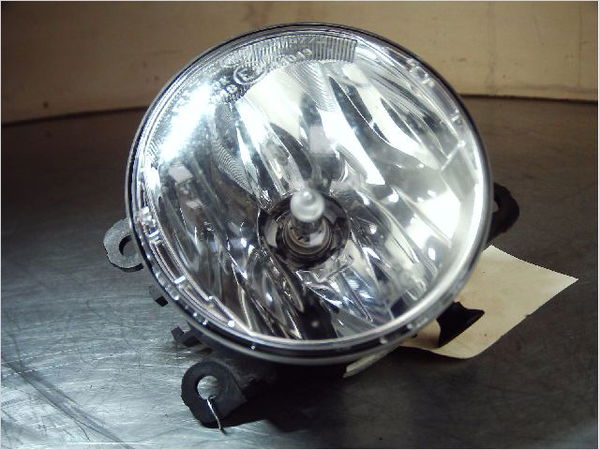 Phare longue portee avant droit Renault CLIO IV (BH_) 1.5 dci 90 (2012) 5 portes