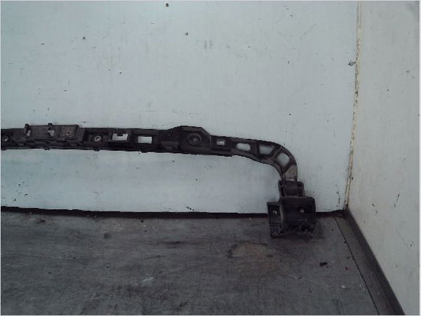 Soubassement de hayon Volkswagen GOLF VI (5K1) 1.6 tdi (2009-2012) 5 portes