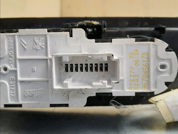 Commande lève-glace porte avant gauche Citroën JUMPY Camionnette (V_) 1.6 bluehdi 115 (2016)