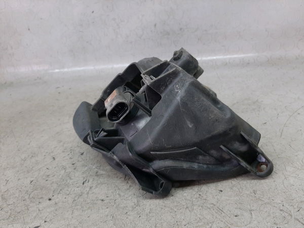 Phare antibrouillard avant gauche Kia SPORTAGE II (JE_, KM) 2.0 crdi 4wd (2004)