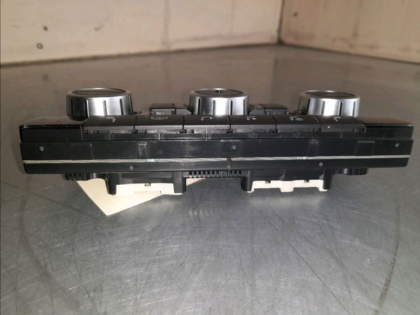 Commande de chauffage VOLKSWAGEN SHARAN II phase 1 06-2010--12-2015