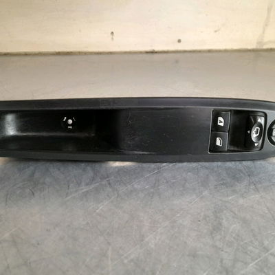 Commande lève-glace porte avant gauche Citroën DS3 (SA_) 1.6 hdi 90 (2009-2015) 3 portes