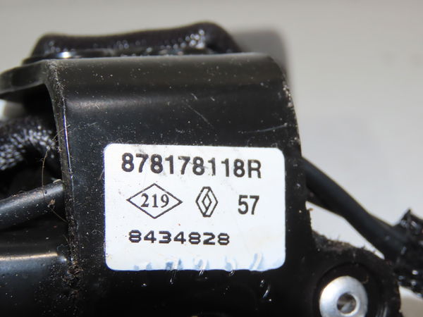 Ancrage ceinture arrière gauche Renault ZOE (BFM_) Zoe (2012) 5 portes