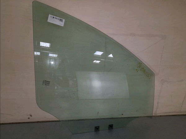 Glace porte av d Renault ZOE (BFM_) Zoe (2012)