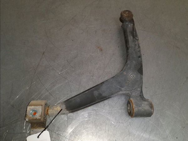 Triangle inf avd Citroën XSARA PICASSO (N68) 1.6 hdi (2004-2011)