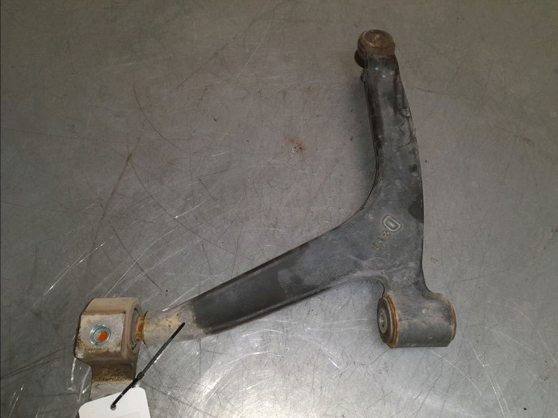 Triangle inf avd Citroën XSARA PICASSO (N68) 1.6 hdi (2004-2011)