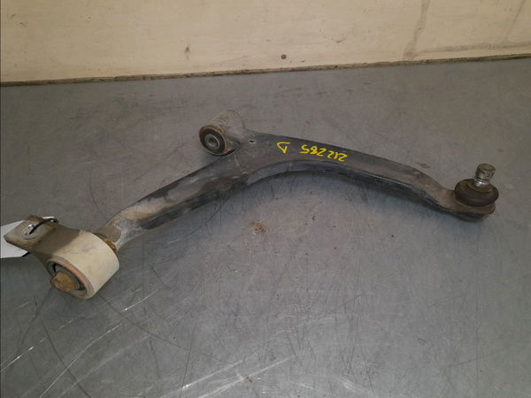 Triangle inf avd Citroën XSARA PICASSO (N68) 1.6 hdi (2004-2011)