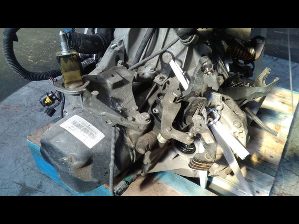 Boîte à vitesse mecanique Renault CLIO IV (BH_) 1.5 dci 90 (2012) 5 portes