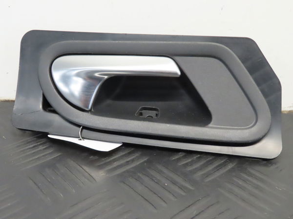 Poignee int porte avd Volkswagen SCIROCCO III (137, 138) 1.4 tsi (2008-2017)