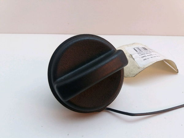 Bouchon reservoir a carburant Opel KARL (C16) 1.0 (2015-2018)