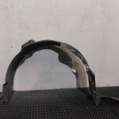 Pare-boue avant gauche Kia CEE'D 3-5 portes (ED) 1.6 crdi 90 (2006-2012)