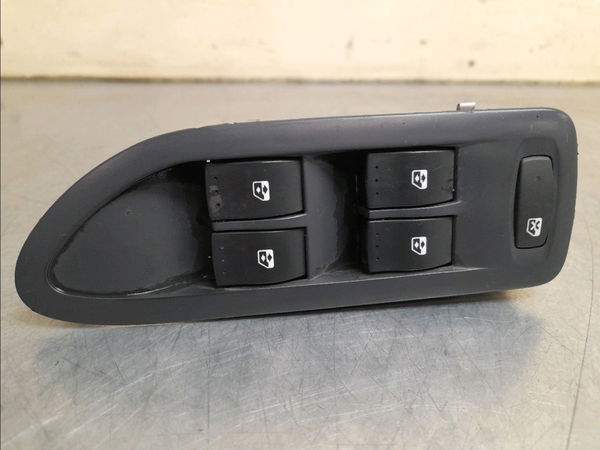 Commande lève-glace porte avant gauche Renault VEL SATIS (BJ0_) 2.2 dci (bj0e, bj0f, bj0g, bj0h) (2004)