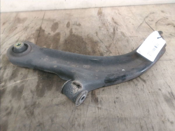 Triangle inf avd Renault CLIO III (BR0-1, CR0-1) 1.5 dci (br17, cr17) (2005-2012) 5 portes
