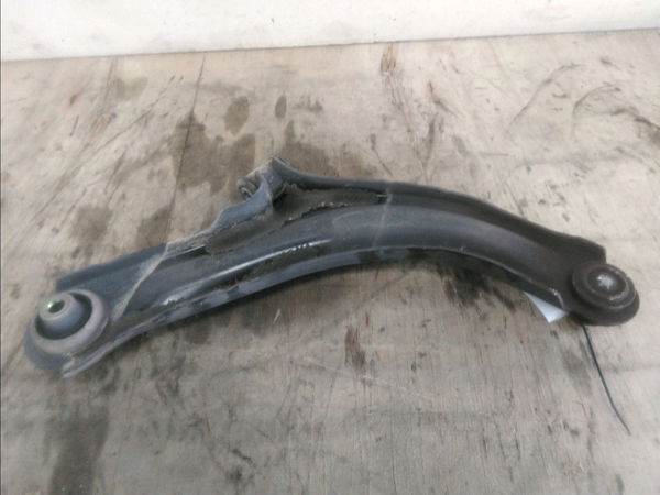 Triangle inf avd Renault CLIO III (BR0-1, CR0-1) 1.5 dci (br17, cr17) (2005-2012) 5 portes