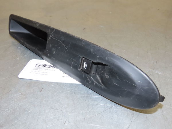 Commande lève-glace porte avant droite Citroën DS3 (SA_) 1.6 hdi 90 (2009-2015) 3 portes