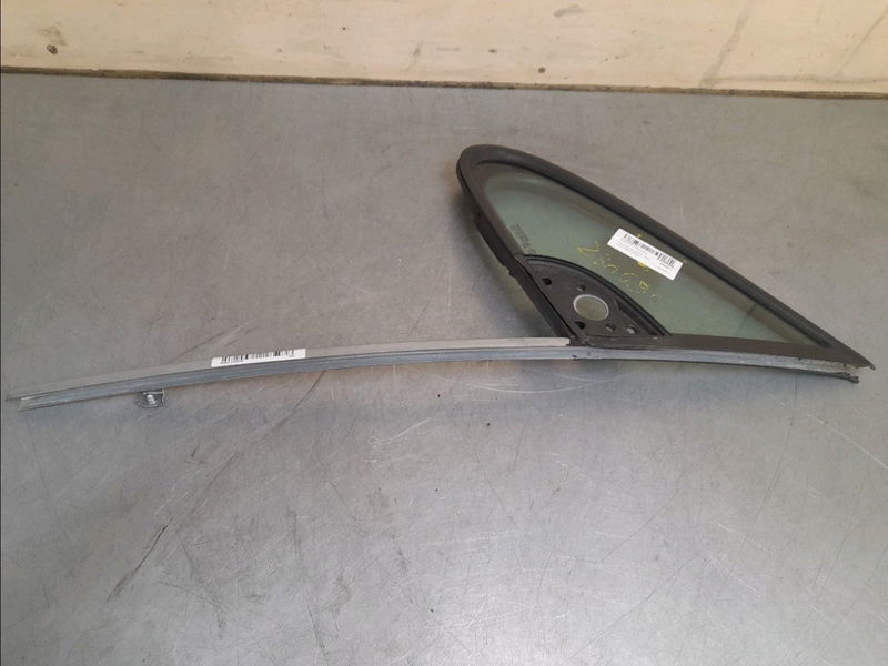 Glace ar custode g Peugeot 307 SW (3H) 2.0 hdi 135 (2004-2008)
