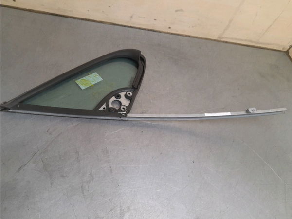 Glace ar custode g Peugeot 307 SW (3H) 2.0 hdi 135 (2004-2008)