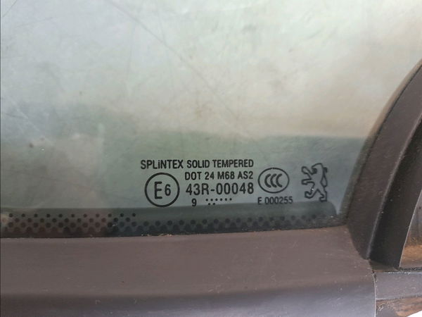 Glace ar custode g Peugeot 307 SW (3H) 2.0 hdi 135 (2004-2008)