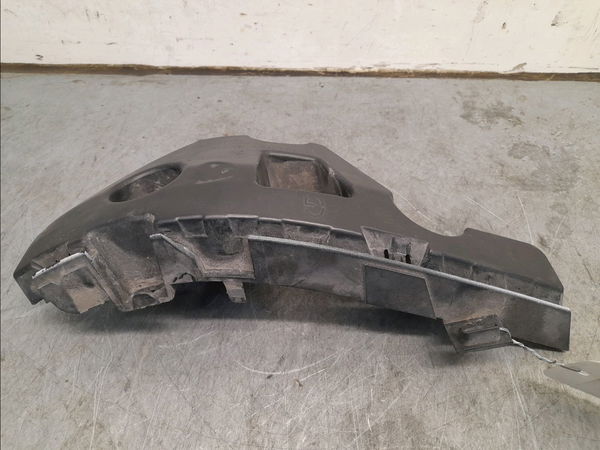 Support d pare-choc ar Peugeot 308 SW II (LC_, LJ_, LR_, LX_, L4_) 1.6 bluehdi 120 (2014-2021)