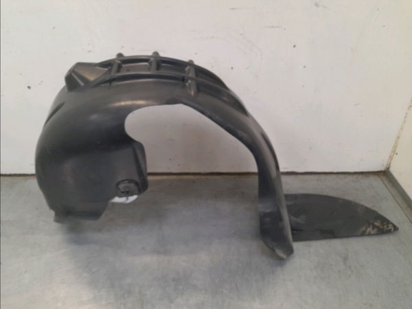 Pare-boue arrière droit Peugeot 308 SW I (4E_, 4H_) 1.6 hdi (2009-2014)