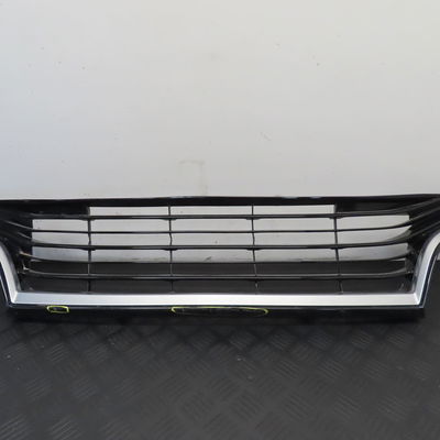 Grille pare-choc av Mazda 2 Berline bicorps trois ou cinq portes (KB) 1.5 hybrid (kbac3x) (2022)