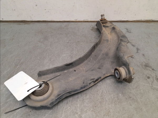 Triangle inf avg Renault ZOE (BFM_) Zoe (2012) 5 portes