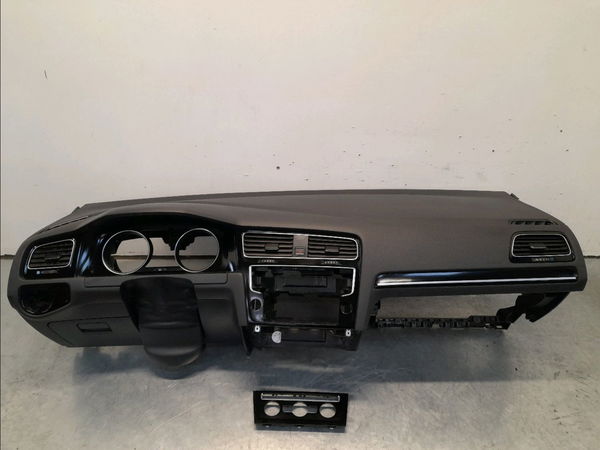 Planche de bord Volkswagen GOLF VII (5G1, BQ1, BE1, BE2) 2.0 gtd (2013-2020)