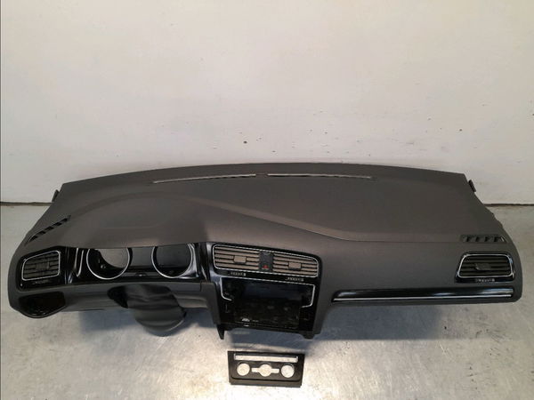 Planche de bord Volkswagen GOLF VII (5G1, BQ1, BE1, BE2) 2.0 gtd (2013-2020)