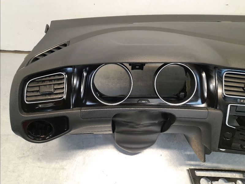 Planche de bord Volkswagen GOLF VII (5G1, BQ1, BE1, BE2) 2.0 gtd (2013-2020)