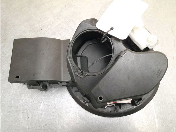 Volet de trappe carburant Renault CLIO V (B7_) 1.0 tce 100 (b7mt) (2019)